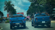 Cặp đôi bán tải Ford Ranger biển ngũ quý siêu đẹp “sánh đôi” trên đường