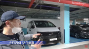 Gặp gỡ minivan Hyundai Staria ngoài đời thực - 