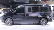 Cận cảnh Hyundai Staria Lounge Limousine giá gần 700 triệu VNĐ: Bên ngoài bình thường, bên trong siêu tiện nghi