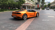 Săn đuổi hàng hiếm Lamborghini Huracan dưới nắng Sài Gòn