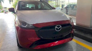 Mazda2 2023 lộ diện tại Việt Nam, có cả phiên bản mặt ca lăng kín như xe điện