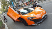 Sài Gòn: McLaren 650S Spider màu cam nổi bật 