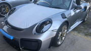 Siêu xe mạnh nhất dòng 911 của nhà Porsche - GT2 RS 2018 đã có mặt tại Hà Nội