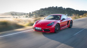 Cặp đôi Porsche 718 Cayman T và Boxster T chính thức trình làng tại Mỹ, giá từ 1,6 tỷ đồng