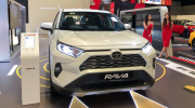 Đối thủ của Mazda CX-5 - Toyota RAV4 2020 có giá 2,27 tỷ đồng tại Singapore