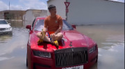 Youtuber người Việt mất hơn 4 tỷ đồng để sửa Rolls-Royce Ghost Black Badge bị ngập nước ở Dubai