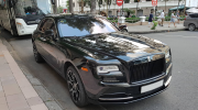 Bắt gặp Rolls-Royce Ghost độ Black Bagde hàng hiếm tại Sài Thành