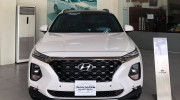 Quyết đấu Toyota Fortuner, Hyundai Santa Fe giảm giá kỷ lục tới cả trăm triệu đồng