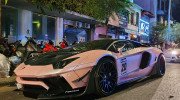 Diện kiến bộ đôi cực phẩm Lamborghini Aventador hội ngộ trên phố Sài Gòn
