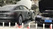 Tesla Model S lại bốc cháy tại một Trạm sạc ở Trung Quốc
