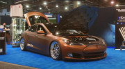 “Hô biến” Tesla Model S thành xe dùng động cơ đốt trong V8 6.2L cực mạnh mẽ