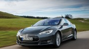 Tesla hạn chế tính năng lái tự động Autopilot để đảm bảo an toàn cho khách hàng