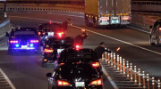 Xem cách tân Thủ tướng Nhật Bản di chuyển trên phố mà không cần đội cảnh sát giao thông dẫn đoàn