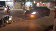 Thái Nguyên: Porsche Panamera va chạm xe máy, 1 người phải đi cấp cứu