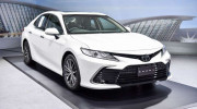 Toyota Camry 2022 rục rịch ra mắt tại Việt Nam