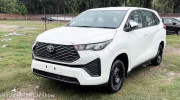 Toyota Innova 2023 bản “taxi” lên kệ tại đại lý, giá quy đổi từ 530 triệu VNĐ