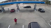 [VIDEO] Kẻ gian lấy trộm hơn 3.700 lít dầu diesel từ cây xăng