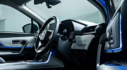 Toyota Veloz 2022 hé lộ nội thất với các dải đèn LED xuyên suốt cabin