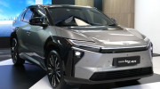 Toyota bZ4X 2026 ra mắt Đông Nam Á: SUV điện giá từ 1,2 tỷ VNĐ