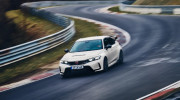 Civic Type R thiết lập kỷ lục mới 7 phút 44,881 giây cho xe dẫn động cầu trước tại Nürburgring (Đức)