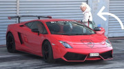 Cụ bà 83 tuổi cầm lái siêu xe Lamborghini Gallardo Super Trofeo Stradale lao băng băng trên đường đua