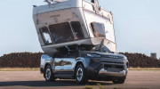 Toyota Hilux EV vượt thử thách thả đè caravan nặng 1 tấn từ độ cao 9 mét