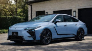Lexus ES 500e 2026 lộ thông số trước giờ G: 2 mô tô điện, dẫn động 2 cầu,  giá dự kiến 2,98 tỷ đồng
