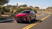 Lexus RX 2026 ra mắt: Nâng cấp loạt tiện nghi, thêm bản PHEV giá “mềm”