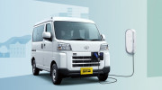 Toyota Pixis Van BEV ra mắt: Xe tải điện siêu nhỏ gọn, sở hữu ổ cắm điện năng 1.500W