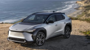 Toyota: Chuyển đổi sang sản xuất 100% xe điện chỉ khiến khách hàng giữ lại xe xăng cũ lâu hơn
