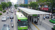 Kiến nghị triển khai làn dành riêng cho xe buýt, phát triển vận tải công cộng