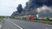 Nguyên nhân khiến xe chở dầu nhớt bốc cháy ngùn ngụt trên cao tốc TP.HCM- Trung Lương