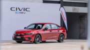 Honda Civic e:HEV 2023 giá 900 triệu VNĐ, tiêu thụ nhiên liệu chỉ 4l/100km