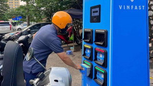 Người ở chung cư chọn xe máy điện đổi pin VinFast vì không lo trạm sạc, nhanh gọn, lại không tốn chi phí