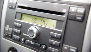 Radio AM sắp thành trang bị bắt buộc trên mọi ô tô mới tại Mỹ