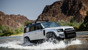 Land Rover Defender 2020 chính thức trình làng, cabin lột xác hoàn toàn