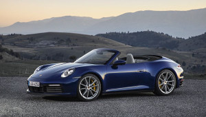 Porsche 911 Cabriolet ra mắt với khả năng tăng tốc tối đa lên tới 306 km/h