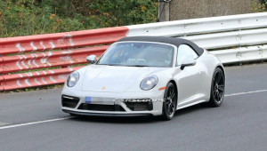 Porsche 911 GTS Cabriolet 2020 không ngụy trang được trông thấy ở Nurburgring