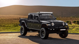 Bán tải Jeep Gladiator Rubicon mạnh 1000 mã lực gói độ 