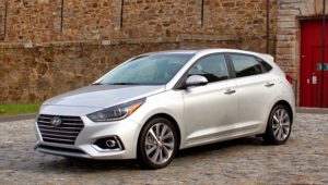 Hyundai Accent hatchback chính thức trình làng, giá từ 353 triệu VNĐ