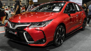 Chiêm ngưỡng Toyota Corolla Altis GR Sport 2019 tại Triển lãm Ô tô Thái Lan