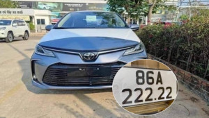 Toyota Corolla Altis đeo biển ngũ quý 2, dự đoán giá lên gấp vài lần giá niêm yết