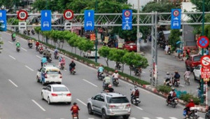 Quy định mới nhất về mức phạt với lỗi sai làn và lỗi đi sai vạch kẻ đường