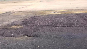 Phạt 25 triệu đồng cán bộ giám sát thi công cải tạo đường băng Nội Bài