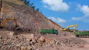 Phương tiện vận chuyển vật liệu làm cao tốc Bắc- Nam sẽ được vào “luồng xanh”