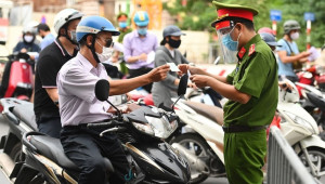 Hà Nội siết chặt kiểm tra giấy đi đường, xử lý nghiêm các trường hợp vi phạm