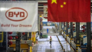 [ẢNH] Hàng loạt tập đoàn ô tô, công nghệ ‘lao vào’ sản xuất khẩu trang y tế