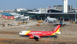 Đề xuất chưa tăng trần giá vé máy bay để ổn định đời sống