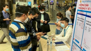 Từ hôm nay, khách đi máy bay chỉ phải khai báo y tế điện tử