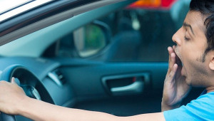 [ẢNH] Những cách chống buồn ngủ khi lái xe